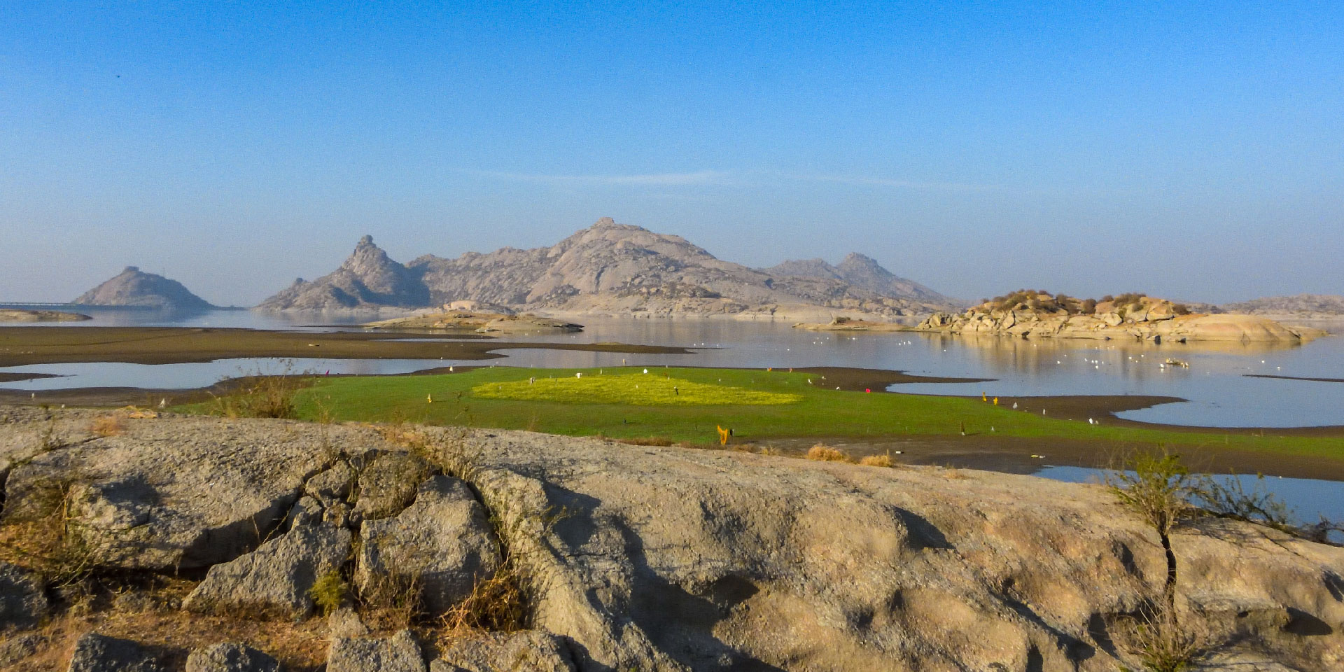 jawai-dam-winter-landscape-photography-travelwith