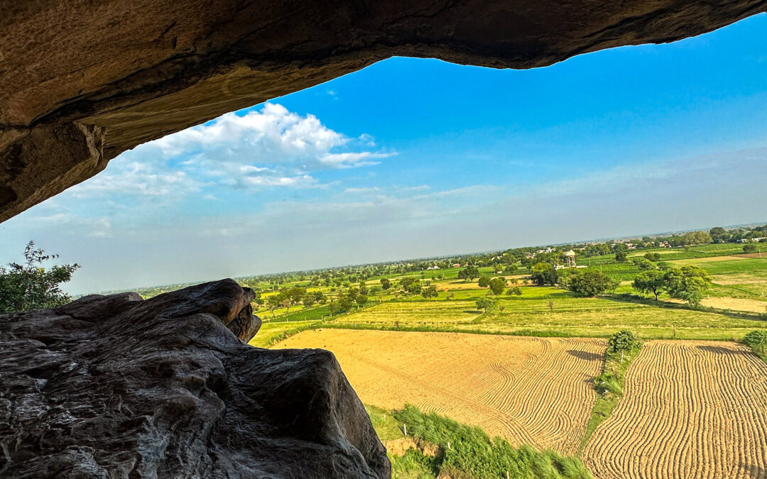 Rock Cave Paintings near Fatehpur Sikri